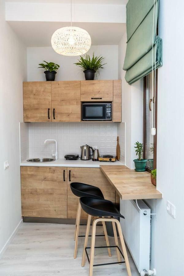 Modern Studio Near Rustaveli Ave - By Wehost Tbilisi Exterior photo